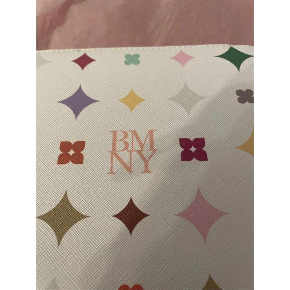 Badgley Mischka NWT Cream White Print, Travel, Jewelry Case